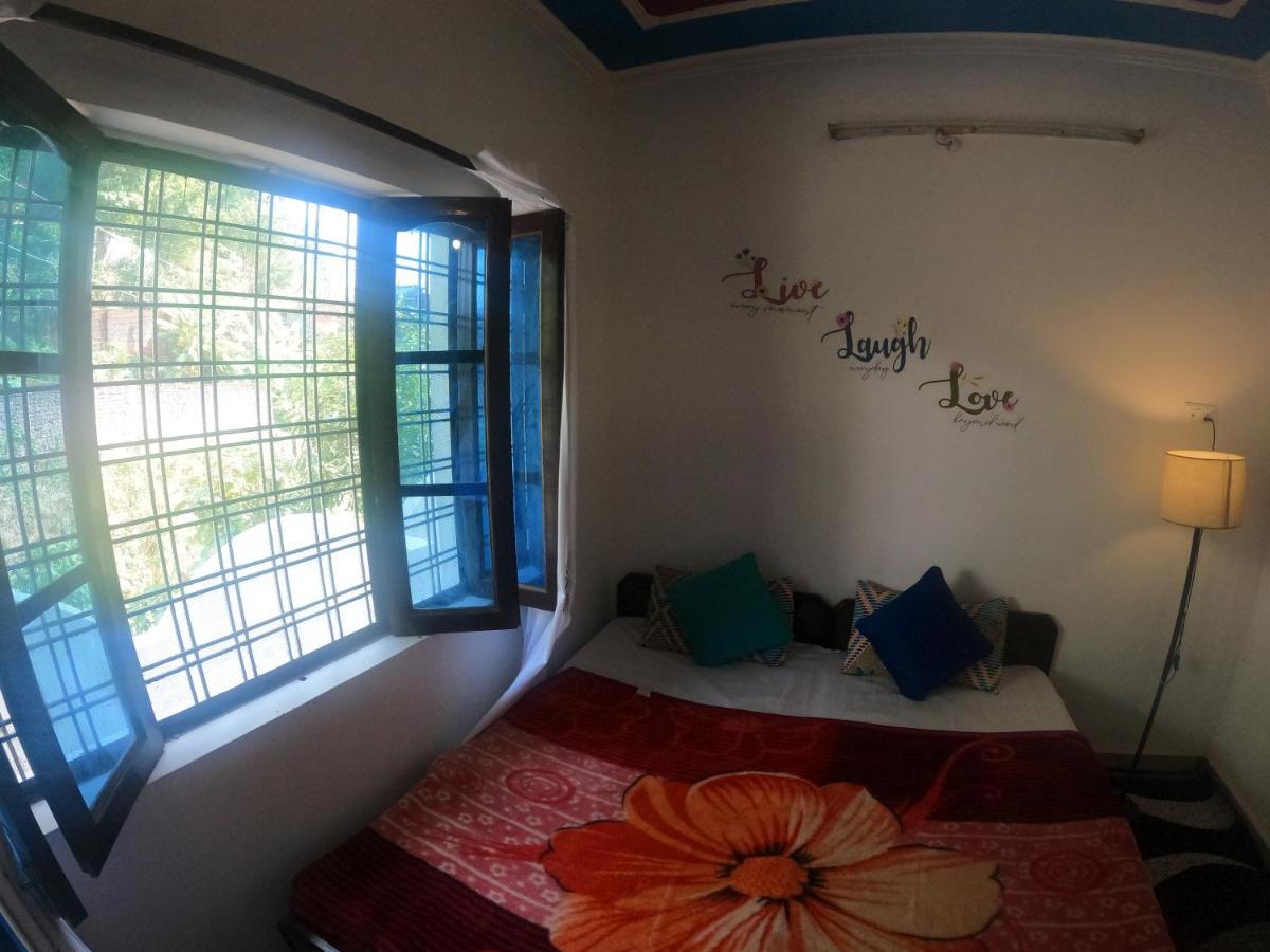 Hobbit House Hostel Rishīkesh المظهر الخارجي الصورة