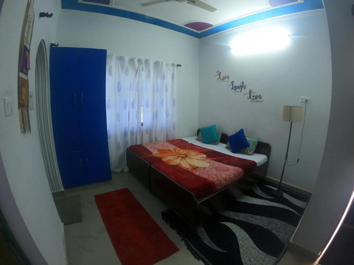 Hobbit House Hostel Rishīkesh المظهر الخارجي الصورة