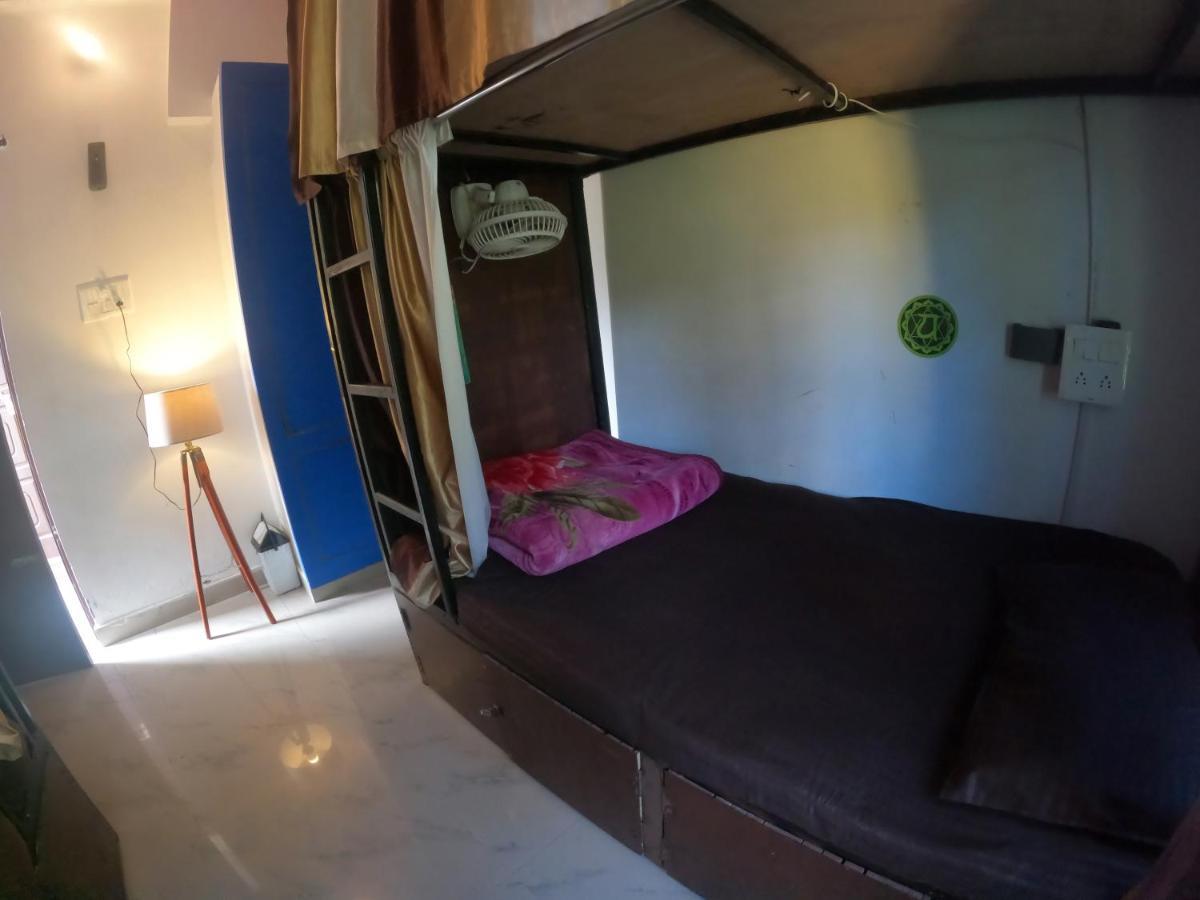 Hobbit House Hostel Rishīkesh المظهر الخارجي الصورة