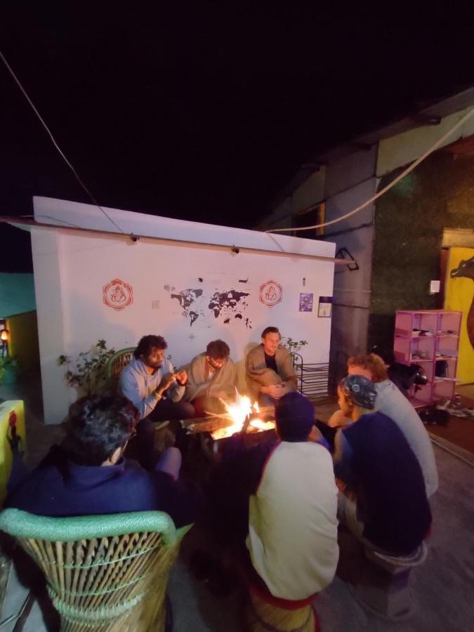 Hobbit House Hostel Rishīkesh المظهر الخارجي الصورة